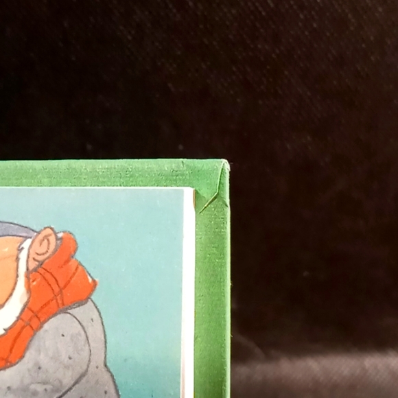 Vintage Walt Disney Story Book "A Scare for Mr. Toad" - Picture 5 of 10